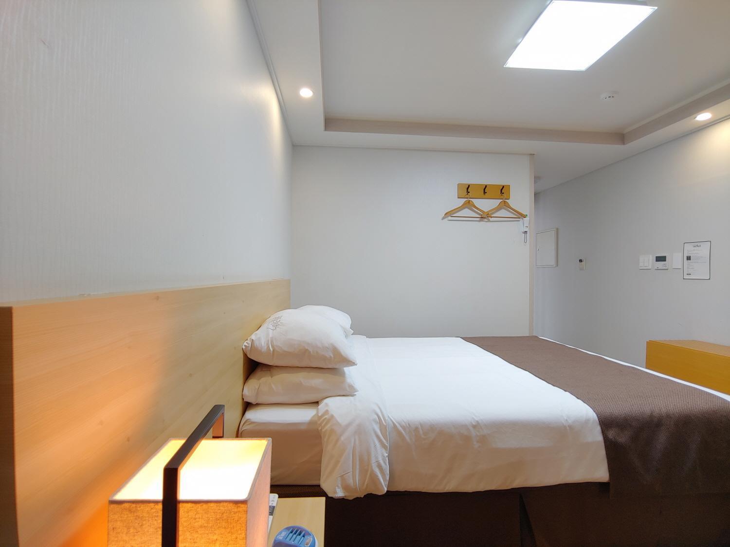 Jeju Lavender Hotel Seogwipo Exterior photo