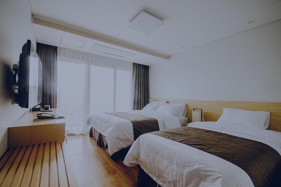 Jeju Lavender Hotel Seogwipo Exterior photo